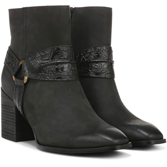 Vionic Carnelia Boots Sz 7 - Picture 6 of 10